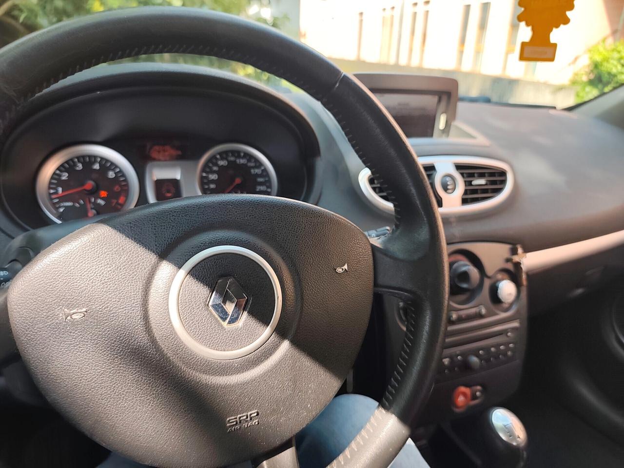 Renault Clio 1.2 16V 5 porte GPL Dynamique