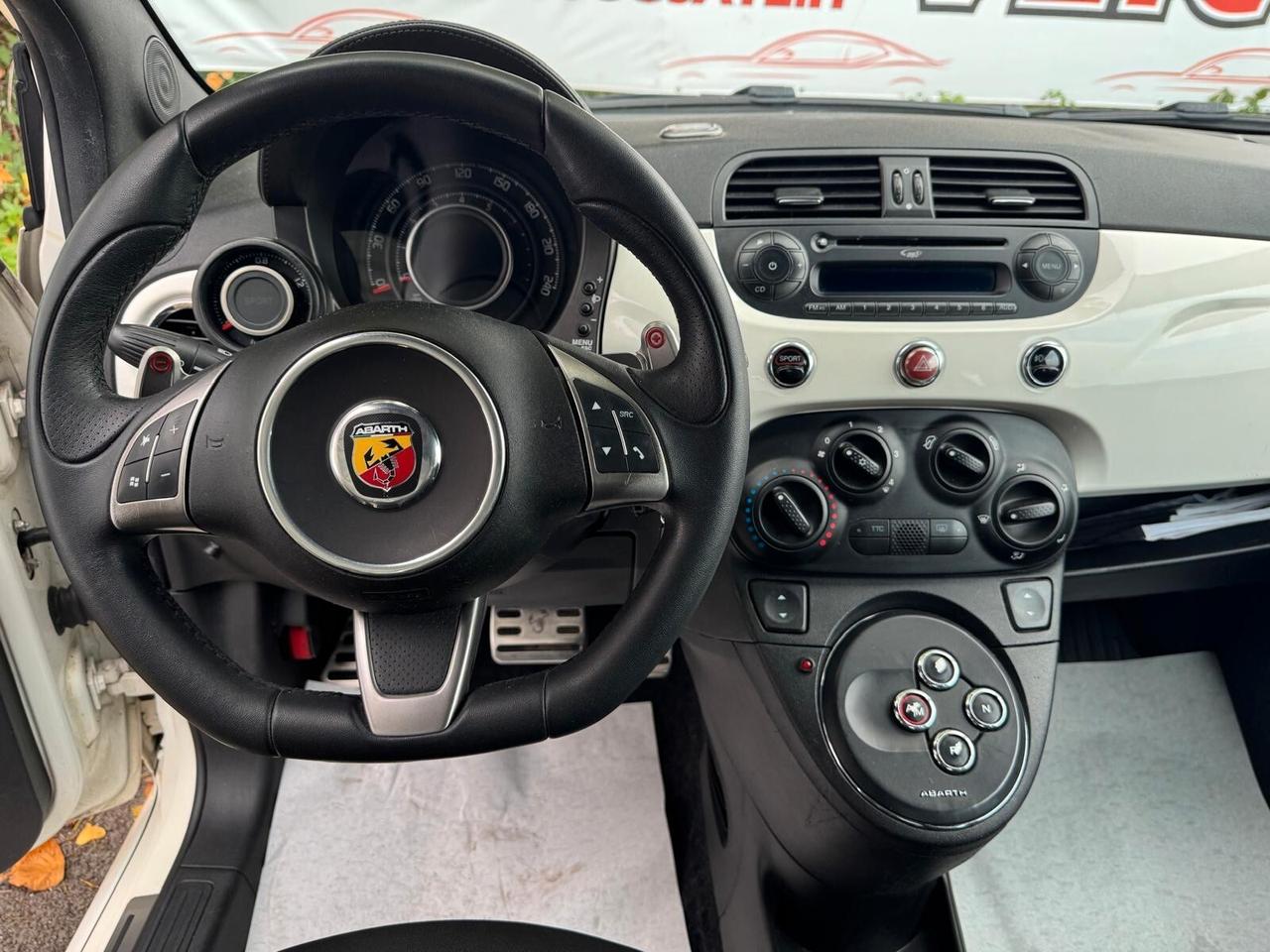 Abarth 500 C 1.4 Turbo T-Jet MTA