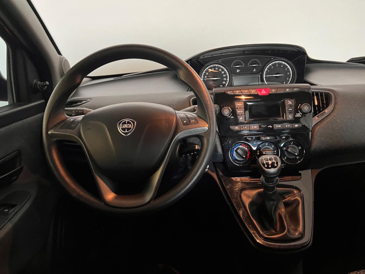 Lancia Ypsilon 1.2 69 CV 5 porte Elefantino Blu