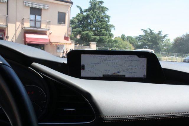 MAZDA 3 2.0L Skyactiv-G M-Hybrid Exclusive