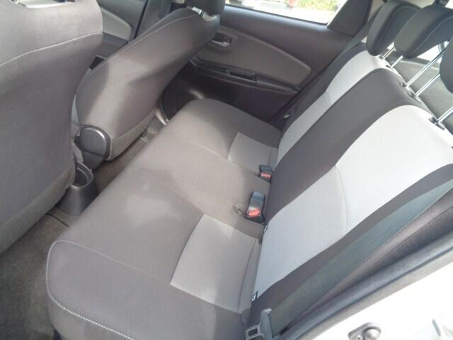 Toyota Yaris 1.5 Hybrid 5 porte Business