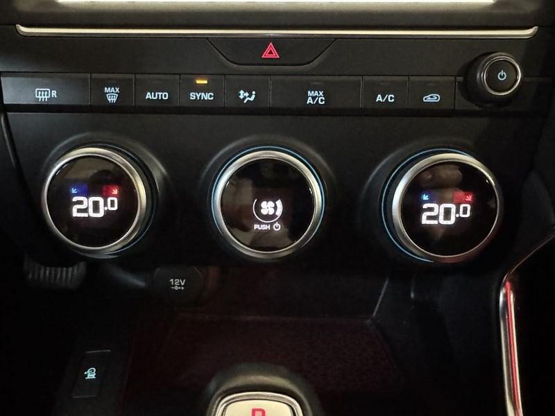 Jaguar E-Pace 2.0D i4 180cv R-DYNAMIC AUTO AWD