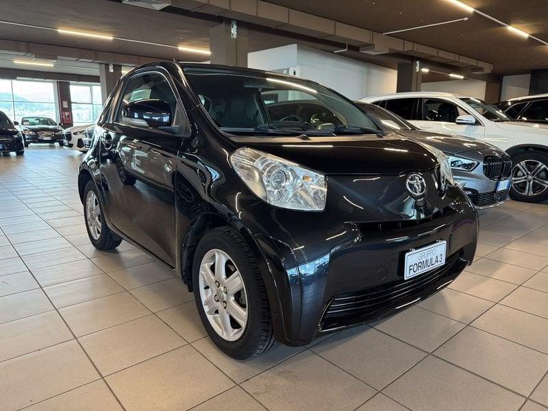 Toyota iQ iQ 1.0