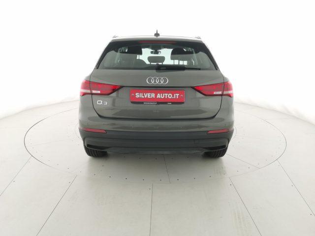 AUDI Q3 35 TDI S tronic Business