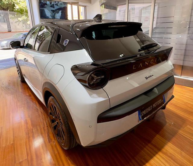 LANCIA Ypsilon Hybrid e-DCT HF Line KM0