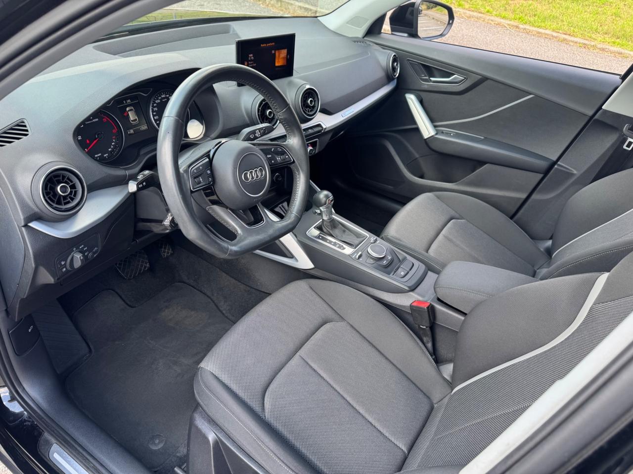 Audi Q2 35 TDI DSG S-line Manutenzione completa!!!