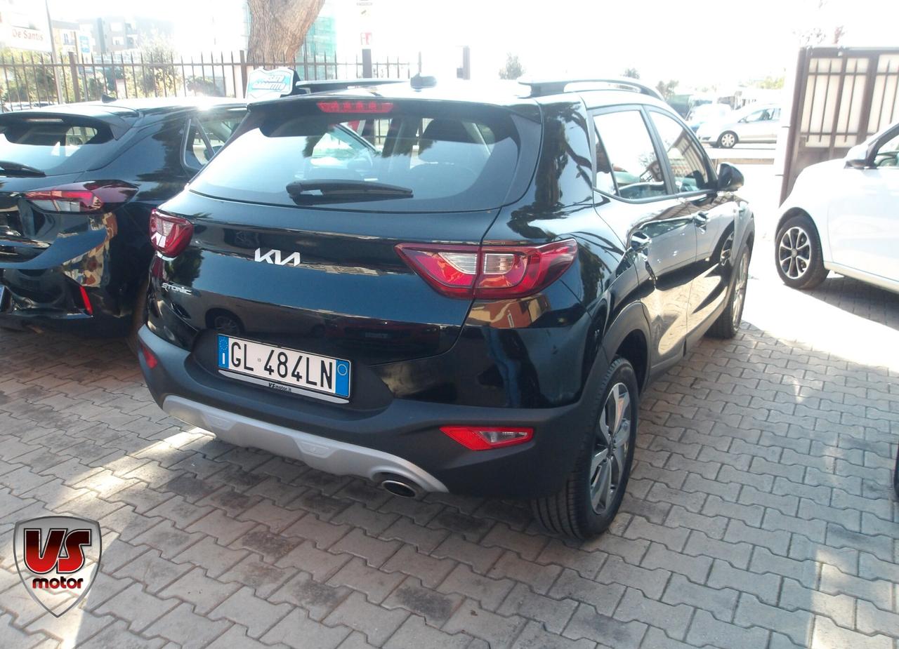KIA STONIC 1.2 BENZ-KM 18.000-2022