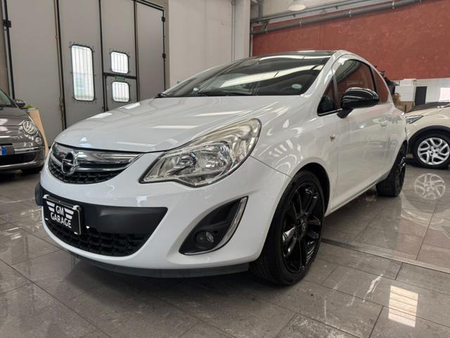 OPEL Corsa 1.2 3 porte b-color