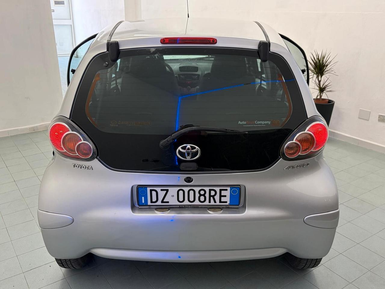 Toyota Aygo 1.0 68CV 5 porte Now NUOVISSIMA