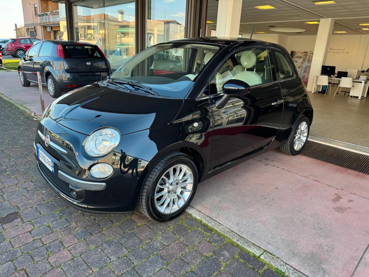 Fiat 500 1.2 Lounge 51 kW / 70 CV
