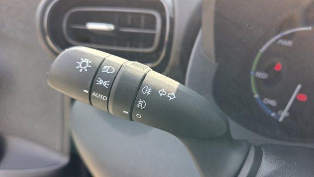 TOYOTA Yaris Cross 1.5 Hybrid 5p. E-CVT Trend PERMUTE OK NEOPAT.