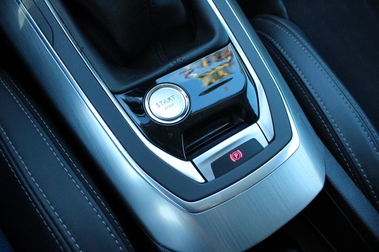 Peugeot 308 BlueHDi 120 S&S SW GT Line