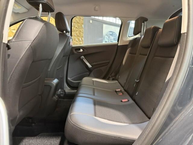 Peugeot 2008 BlueHDi 100 Allure