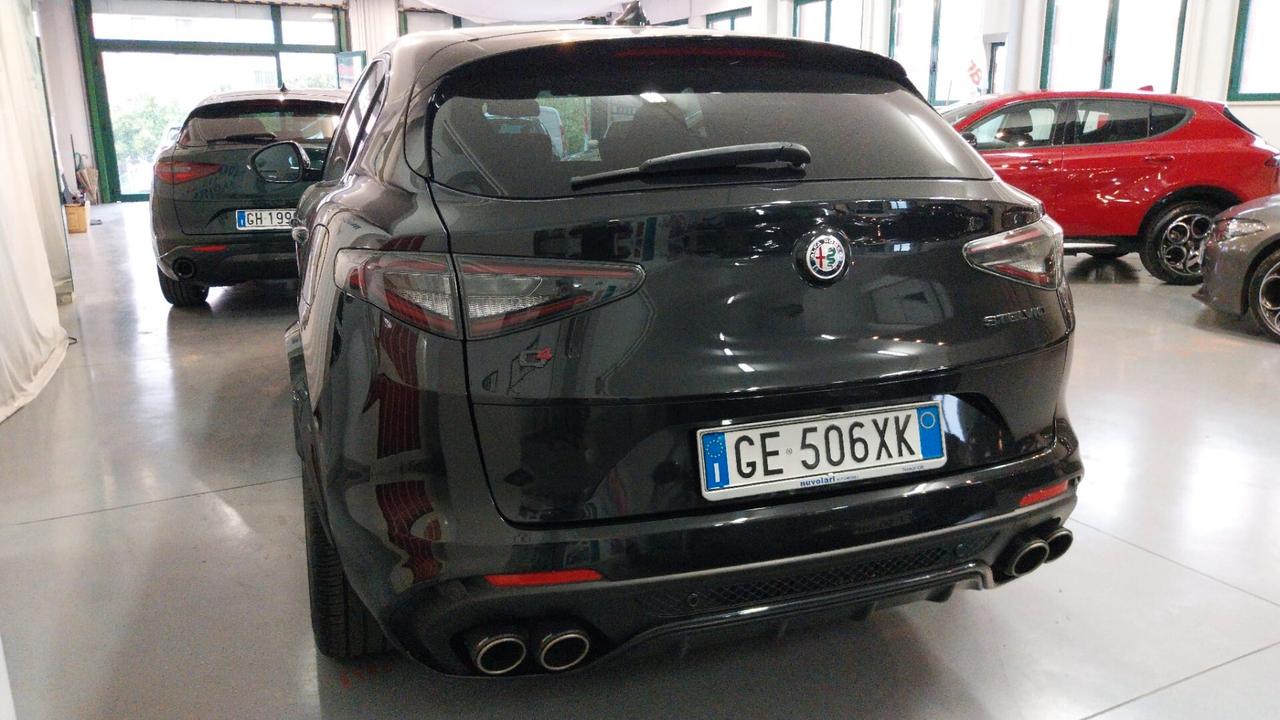 Alfa Romeo Stelvio 2.9 Bi-Turbo V6 510 CV AT8 Quadrifoglio