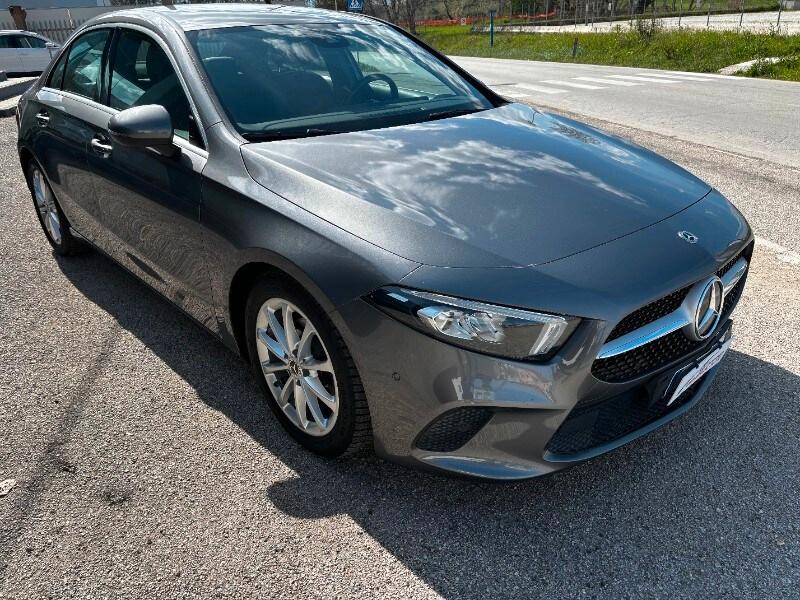 MERCEDES Classe A (V177) A 180 d Automatic ...