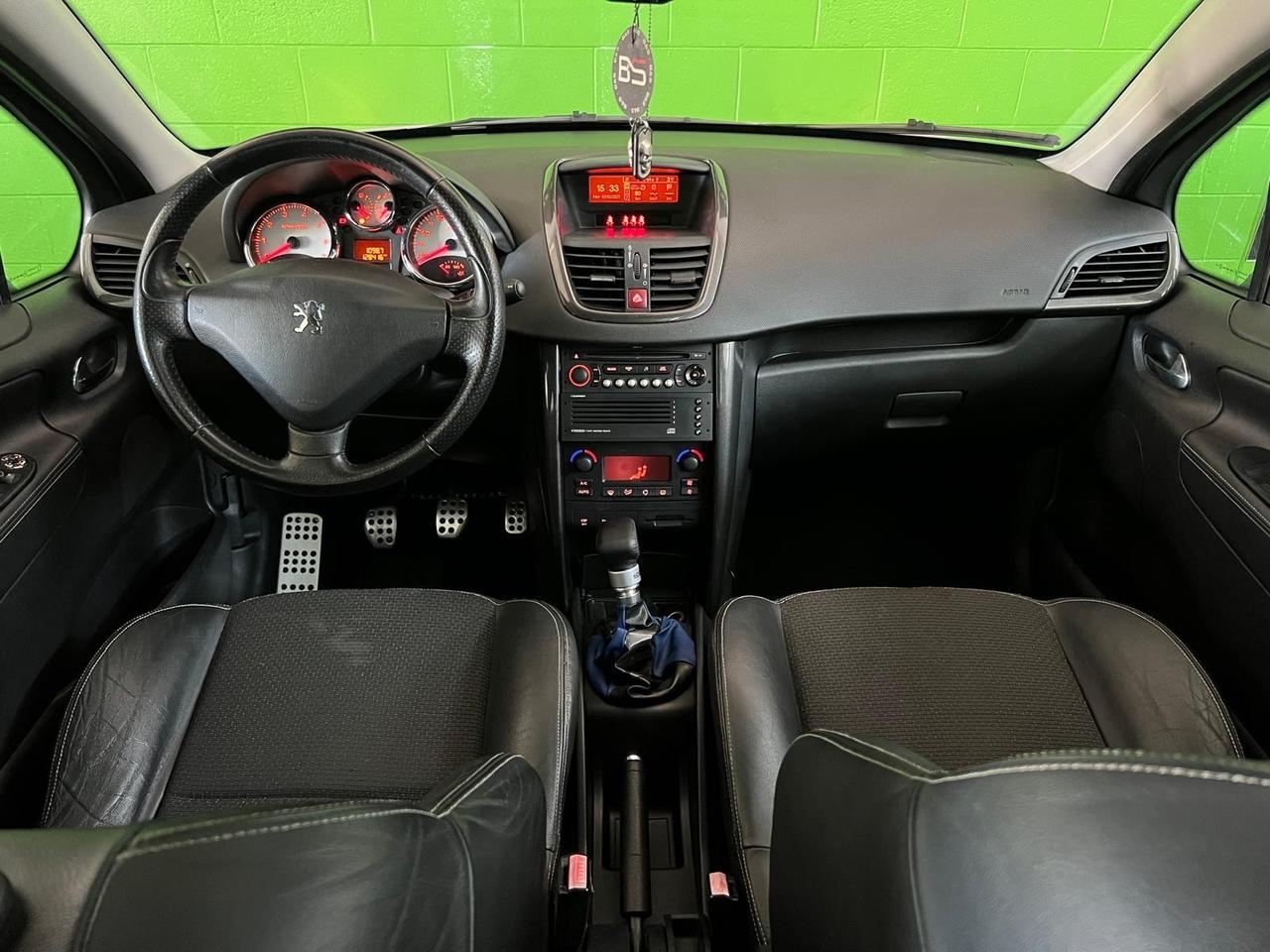 Peugeot 207 1.6 THP 150CV 3p. Féline