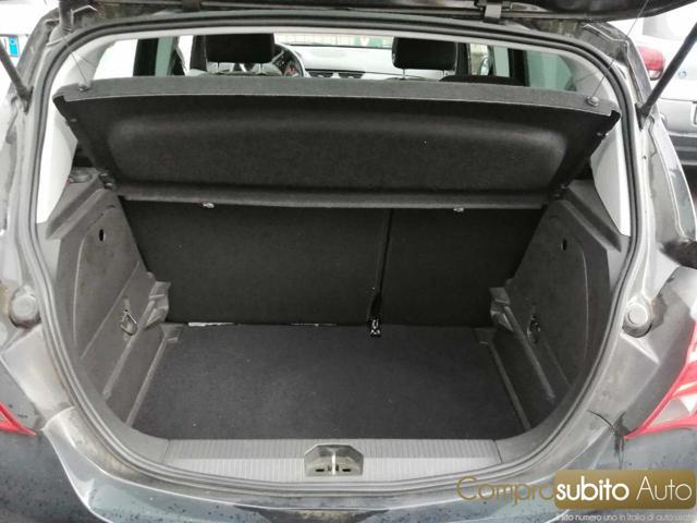 OPEL Corsa 1.2 5 porte Cosmo