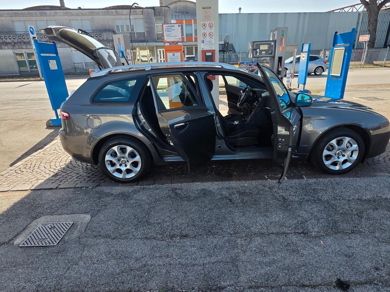 Alfa Romeo 159 2.0 JTDm Sportwagon con 267.000km