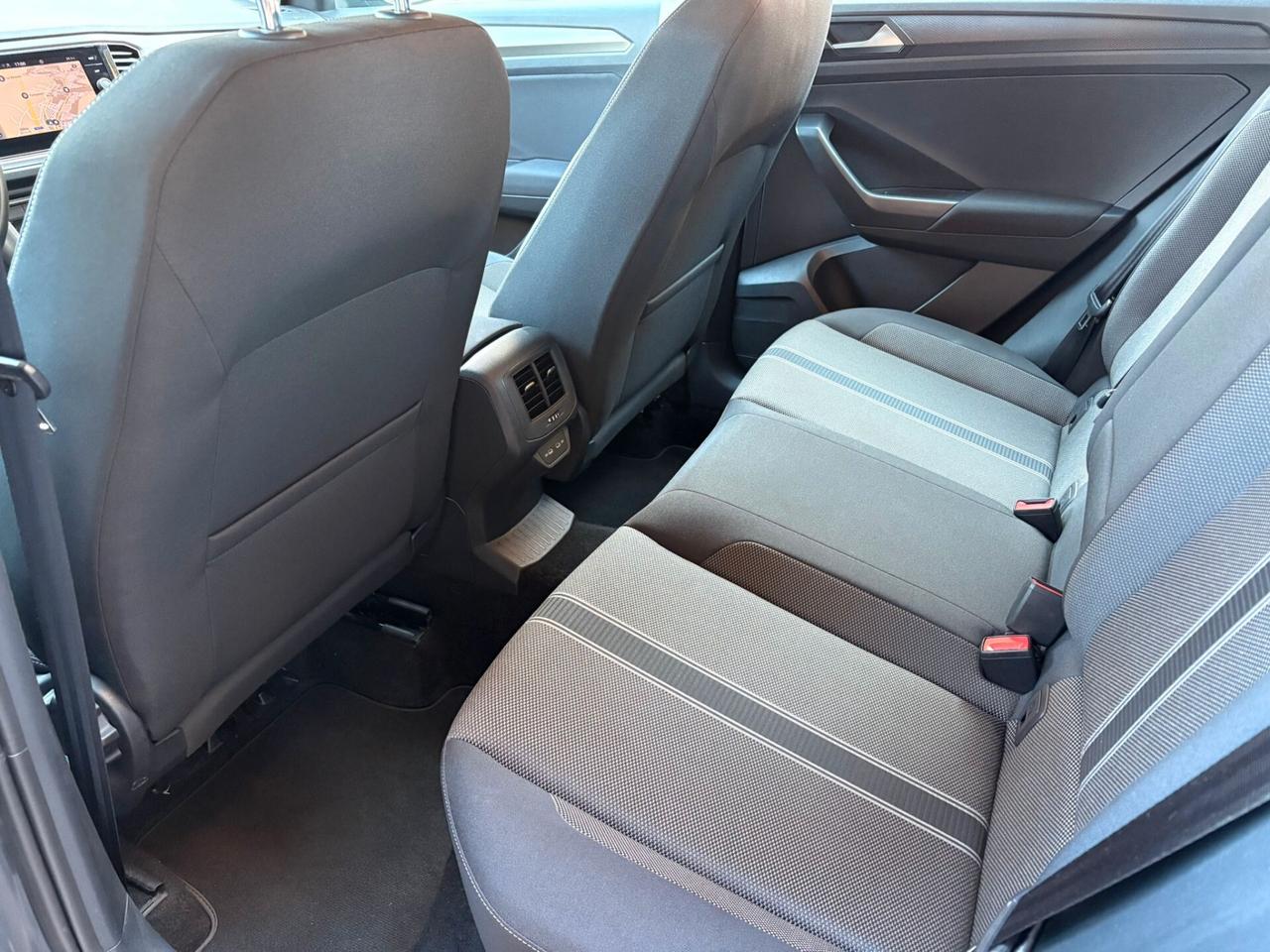 Volkswagen T-Roc 2.0 TDI SCR Business BlueMotion Technology