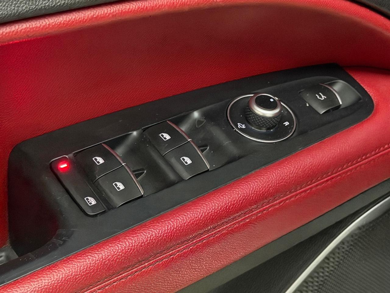 Alfa Romeo Stelvio 2.2 Diesel 210cv Q4 - GARANZIA 12 MESI