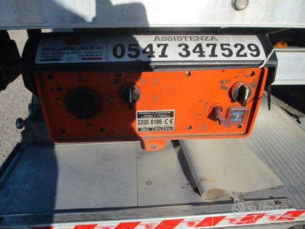 Iveco EUROCARGO 140/25 E5 FURGONE L 7.20M+PEDANA R