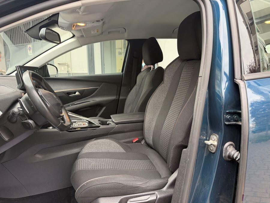 PEUGEOT 3008 1.5 HDI 130 AUTOM BUSINESS CERTIFICAT