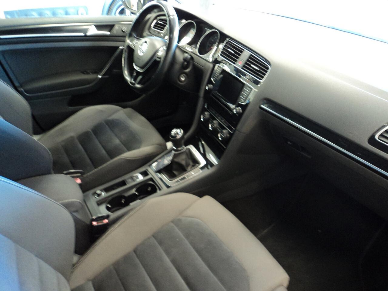 Volkswagen Golf 1.6 TDI 5p. 4MOTION Highline BlueMotion Technology