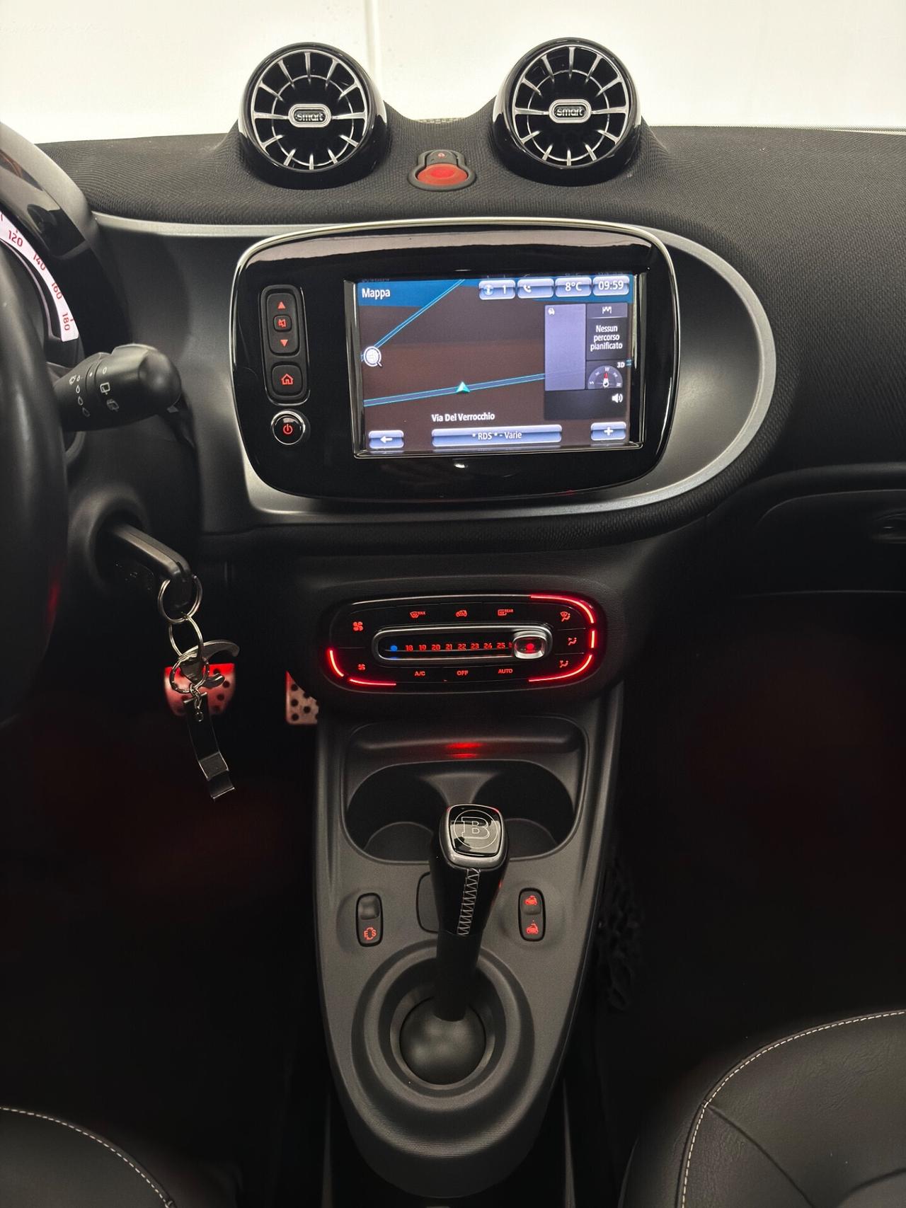 Smart ForFour 90 0.9 Turbo twinamic JBL BRABUS