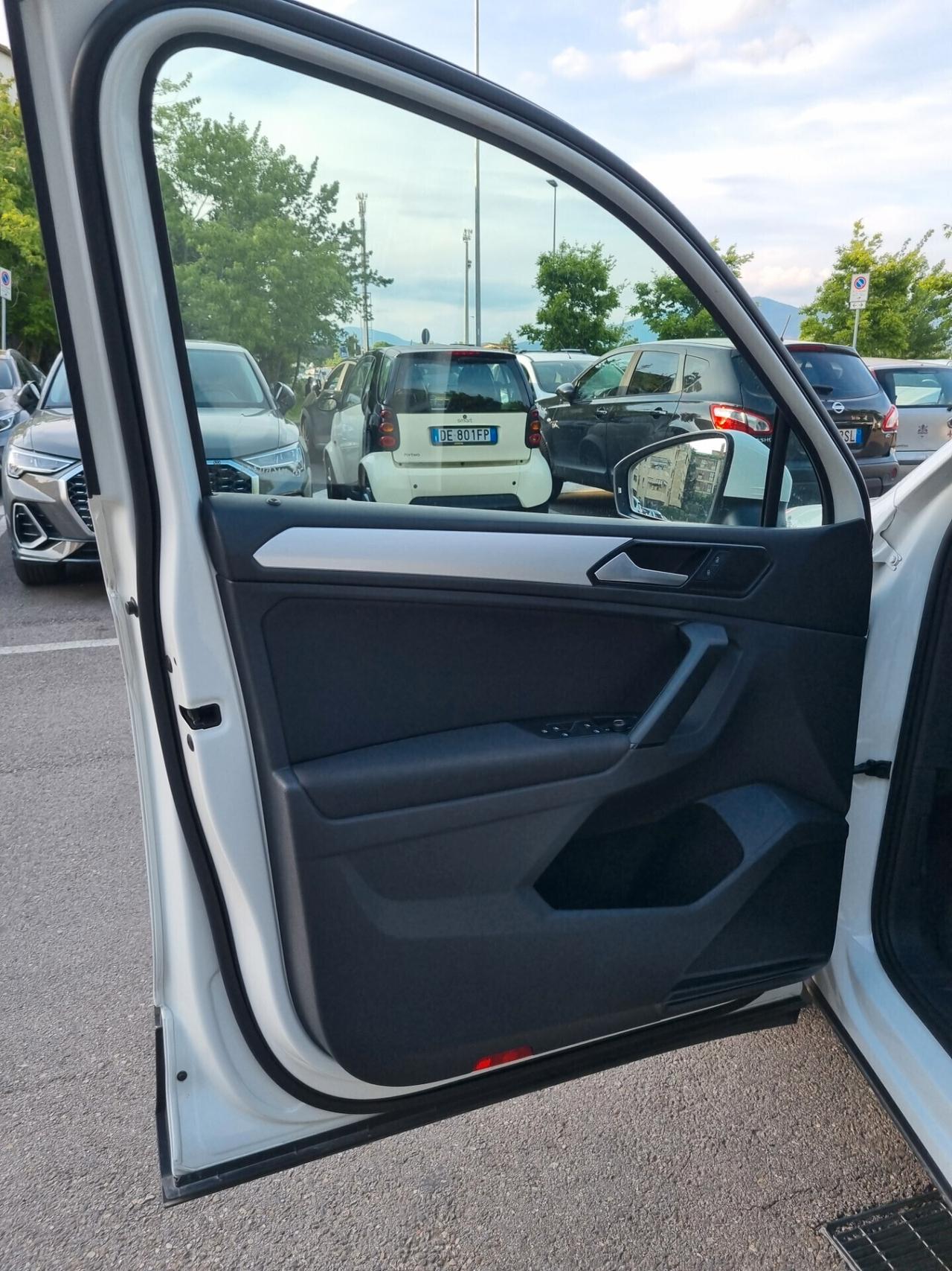 Volkswagen Tiguan 1.6 TDI Business Neopatentati