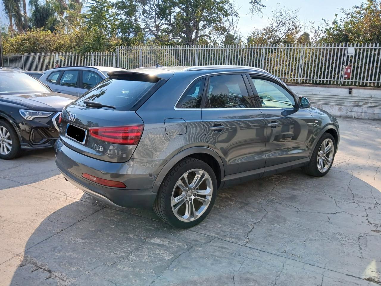 Audi Q3 2.0 TDI 177 CV quattro S tronic Line Edition