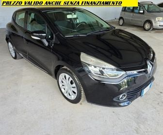 RENAULT Clio 1.2 75CV 5 porte Live - NEOPATENTATI-