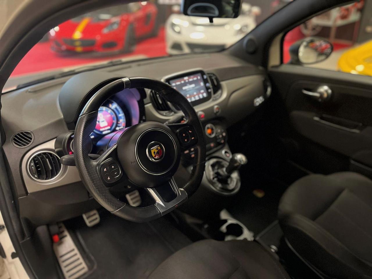 Abarth 595 1.4 Turbo T-Jet 160 CV Pista