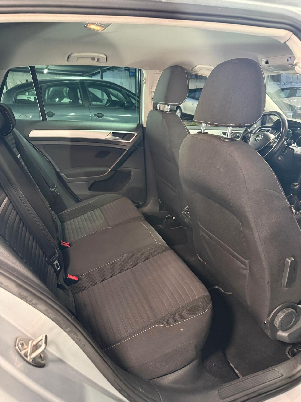 Volkswagen Golf 1.6 TDI 5p. Highline BlueMotion Technology