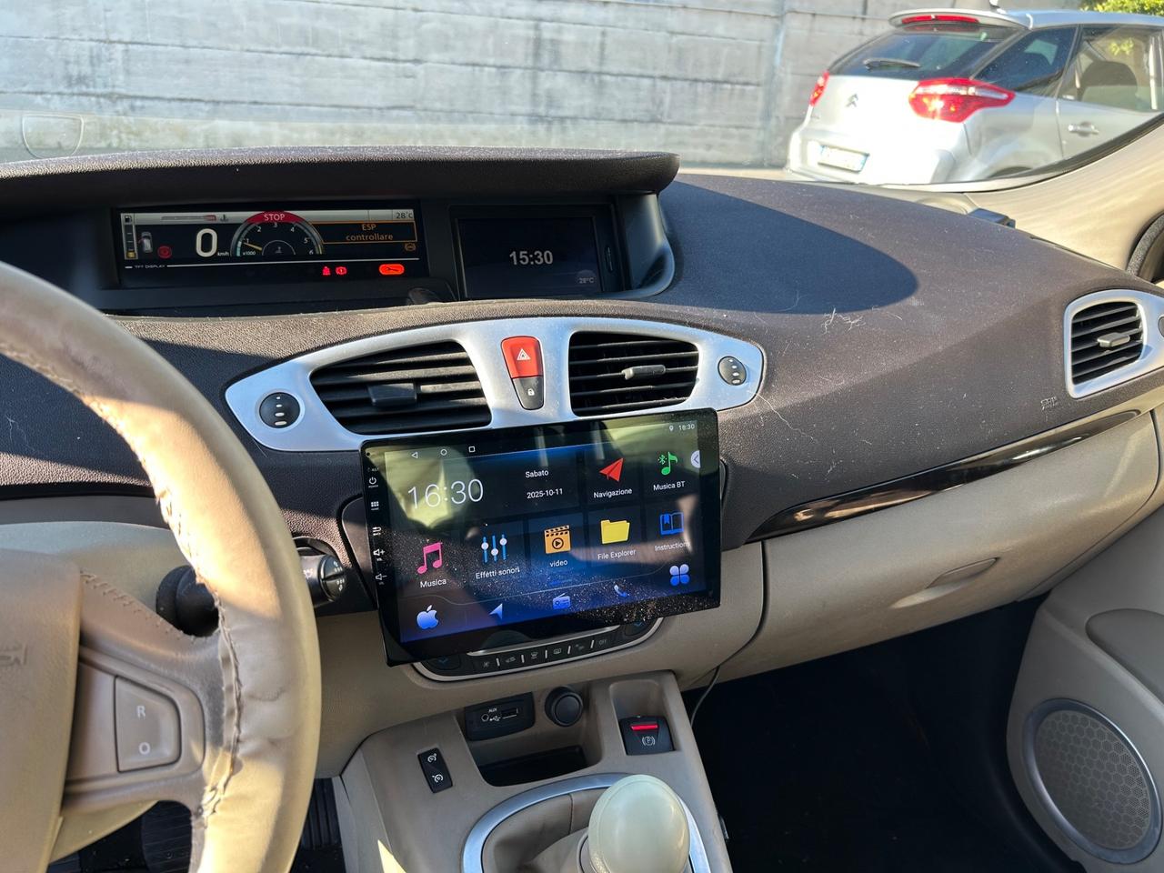 Renault Scenic Scénic X-Mod 2.0 dCi 160CV Luxe
