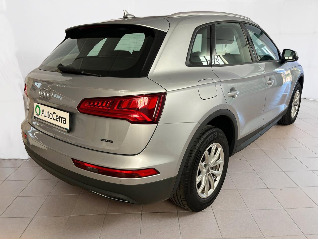 Audi Q5 35 TDI quattro S tronic Business