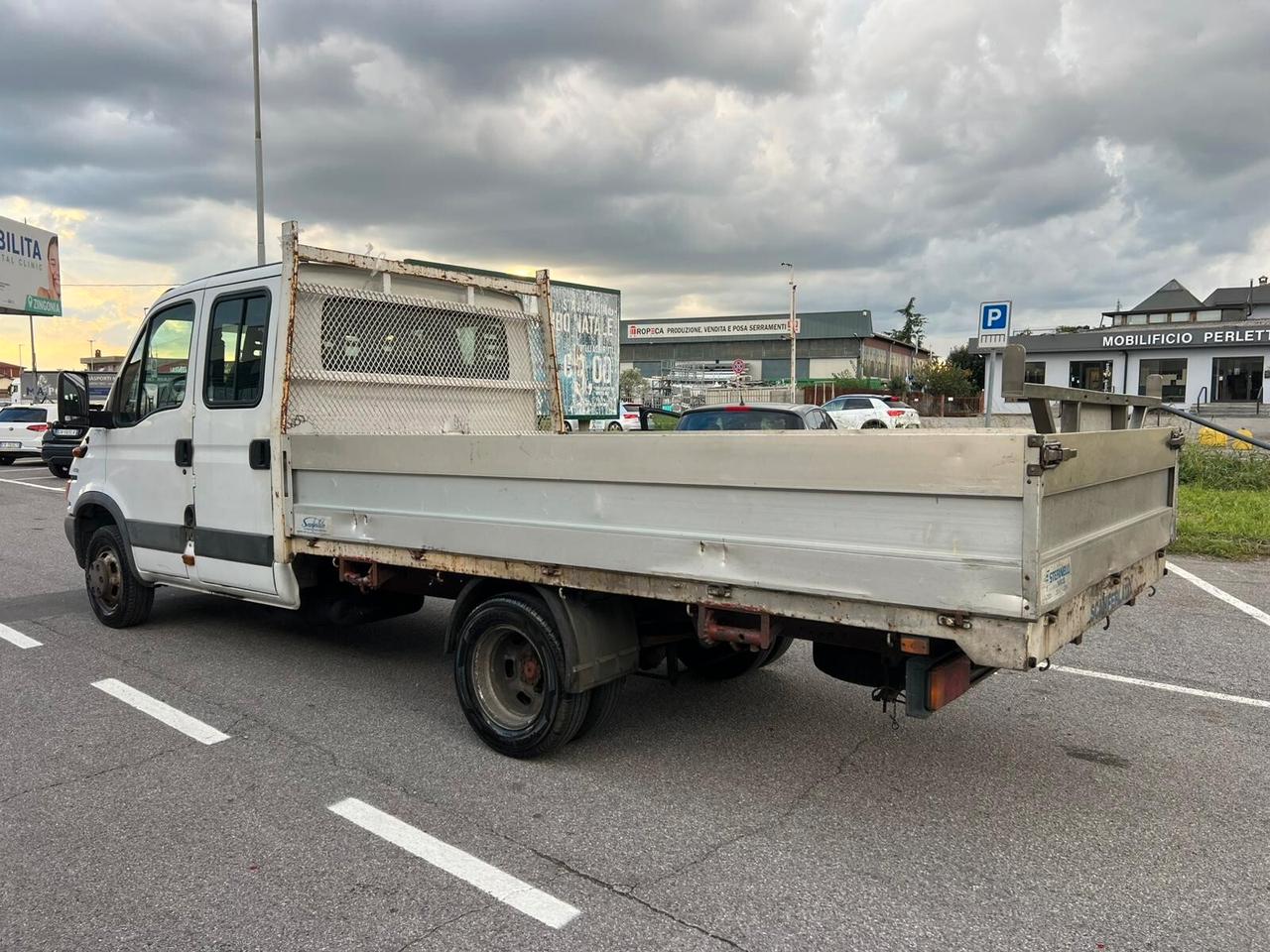 Iveco Daily 35S13 2.8 TDI PC Cabinato