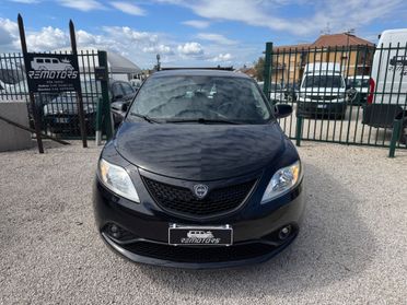 Lancia Ypsilon 1.0 FireFly 5 porte S&S Hybrid Ecochic Gold