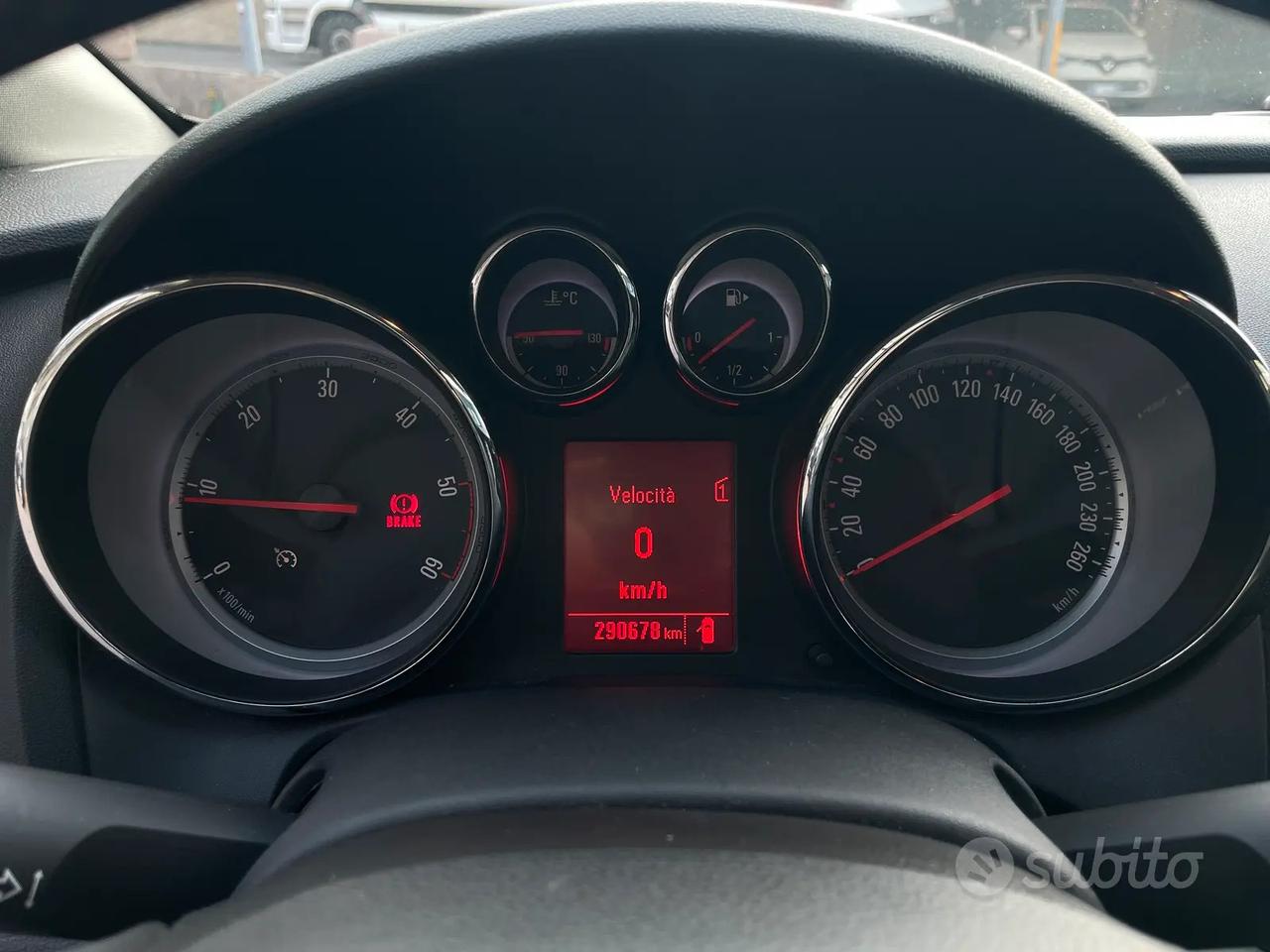 Opel astra