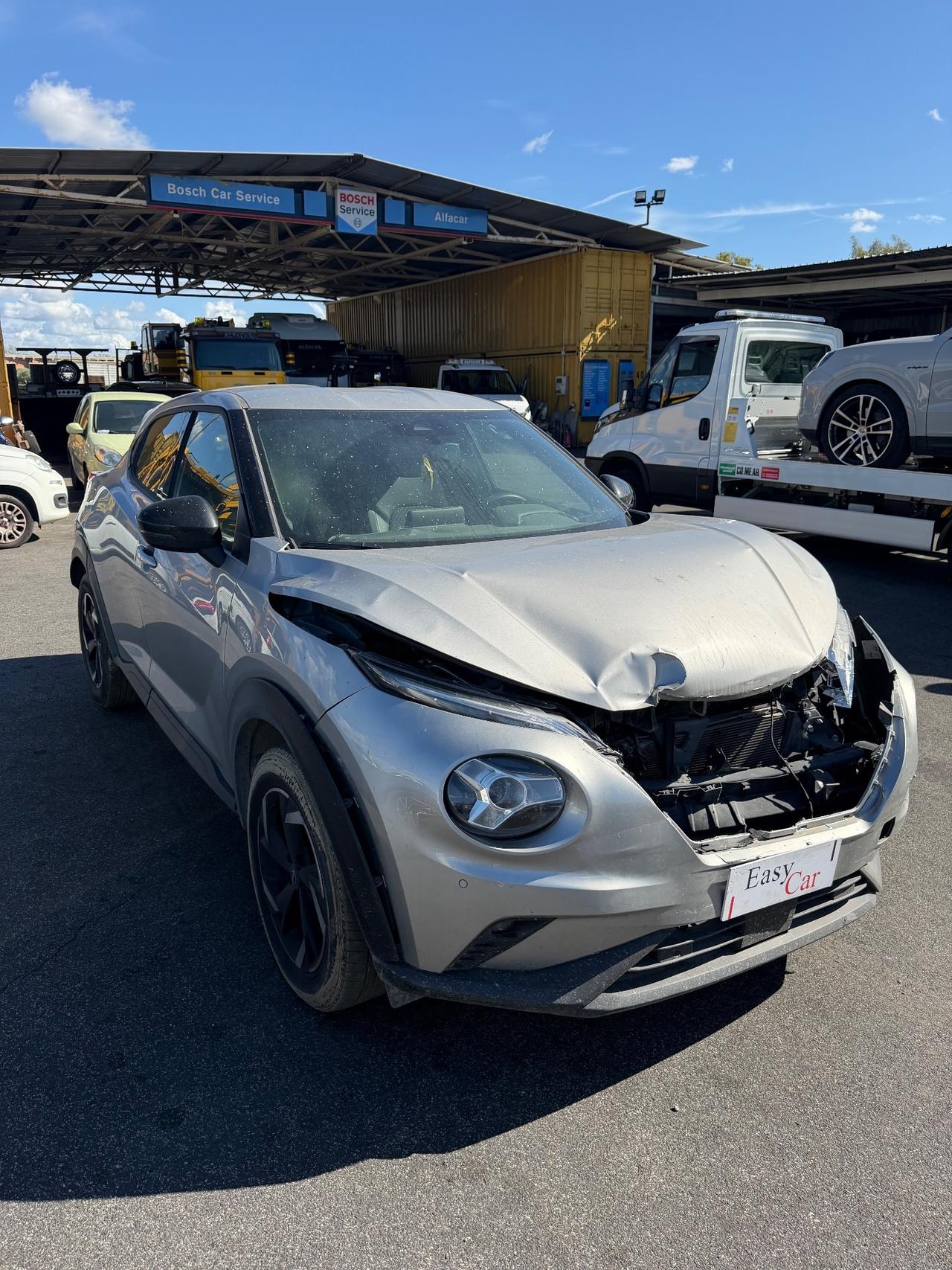 Nissan Juke 1.0 DIG-T 114 CV N-Connecta SINISTRATA