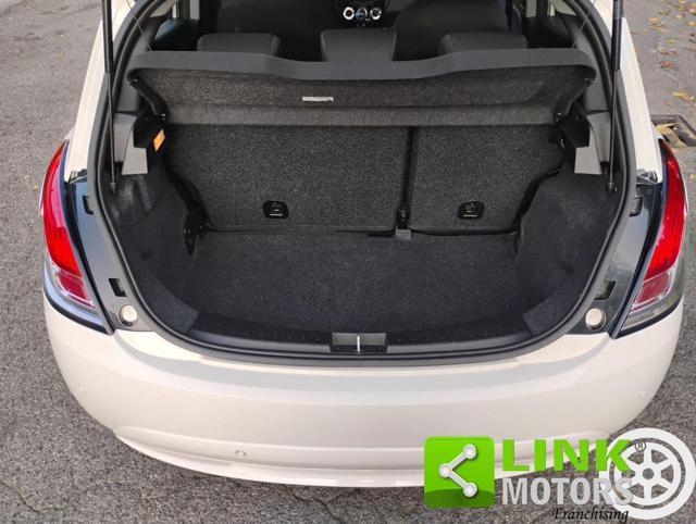 LANCIA Ypsilon 1.2 69 CV 5 porte Gold