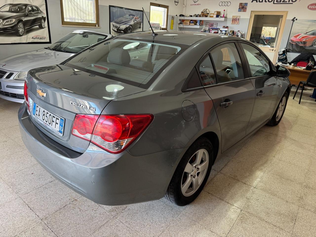 Chevrolet Cruze 1.6 cc. GPL Berlina LS OK NEOPATEN