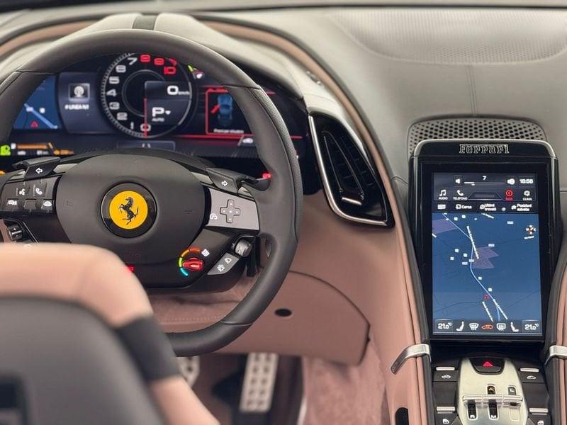 Ferrari Roma Roma Spider ** PRONTA CONSEGNA IVA ESPOSTA **