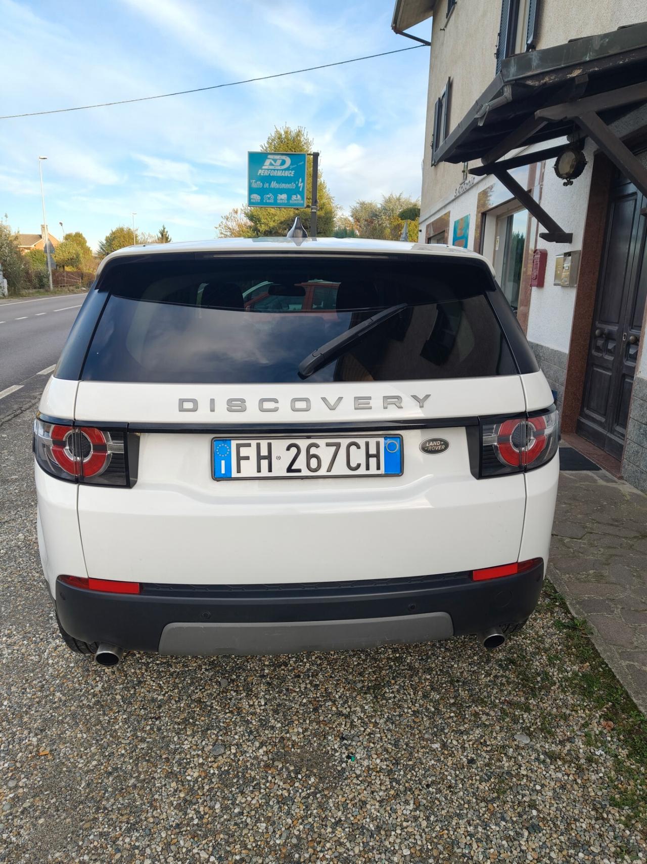 Land Rover Discovery Sport 2.0 TD4 150 CV Pure