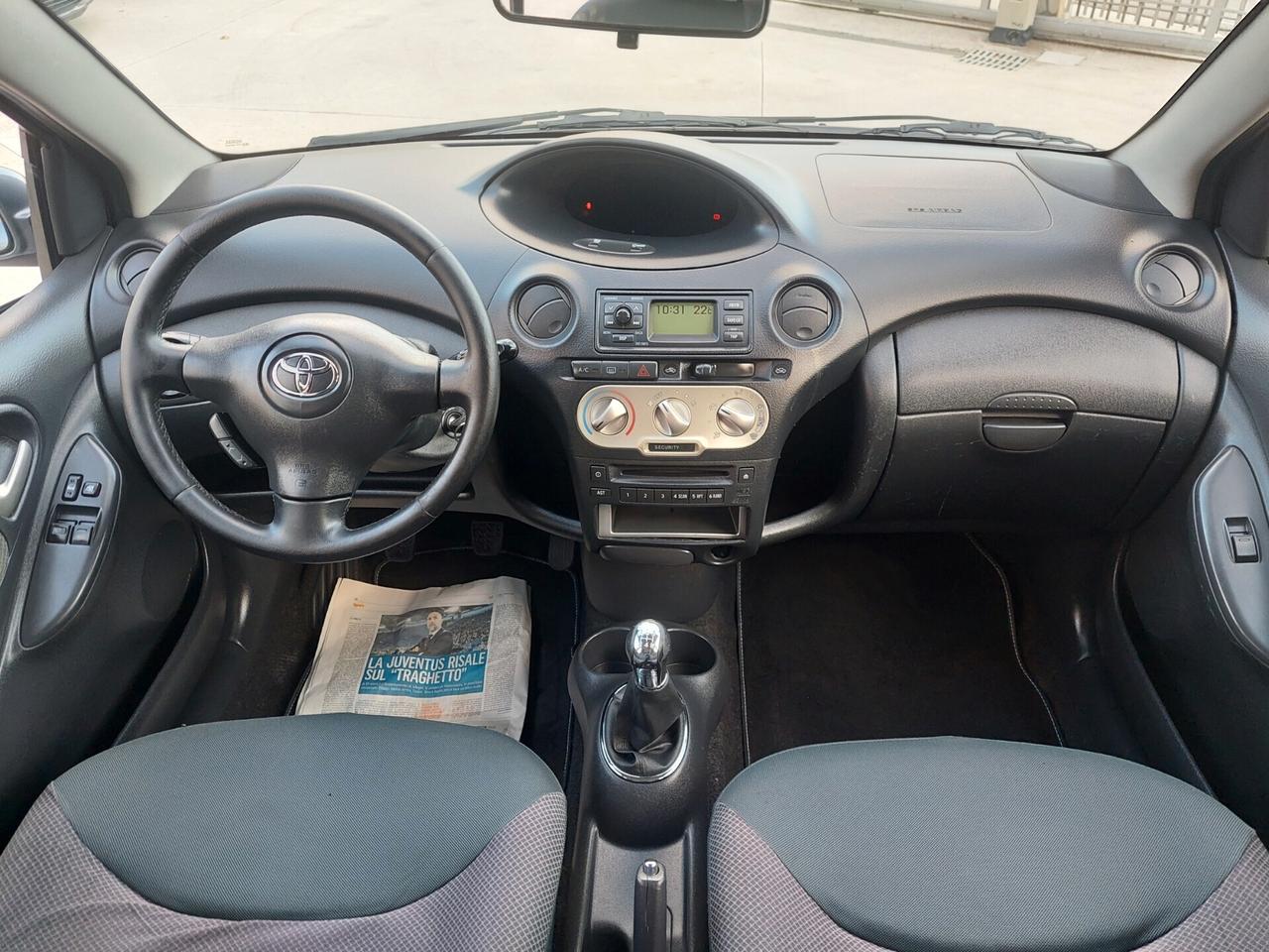 Toyota Yaris 1.0 Benzina 5 porte