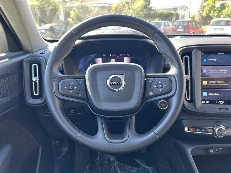 Volvo XC40 B3 automatico Essential 12.485 KM!! PARI NUOVO