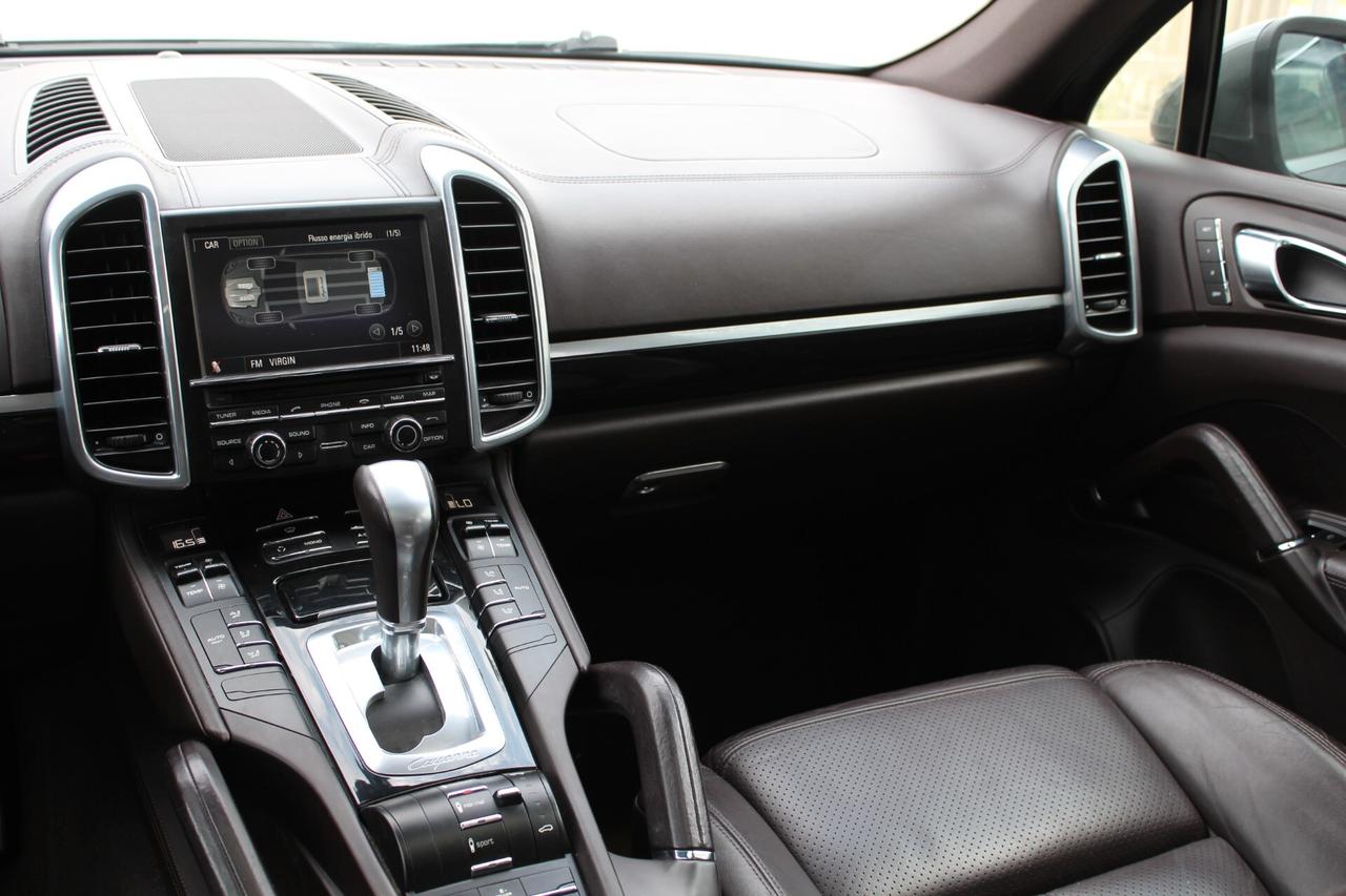 Porsche Cayenne 3.0 S Hybrid MOTORE NUOVO