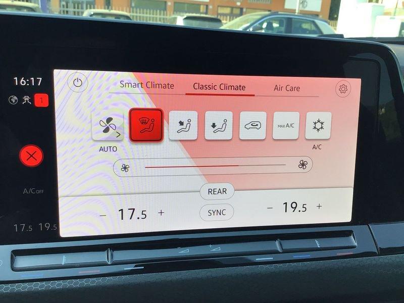 Volkswagen Golf GTI 2.0 TSI GTI