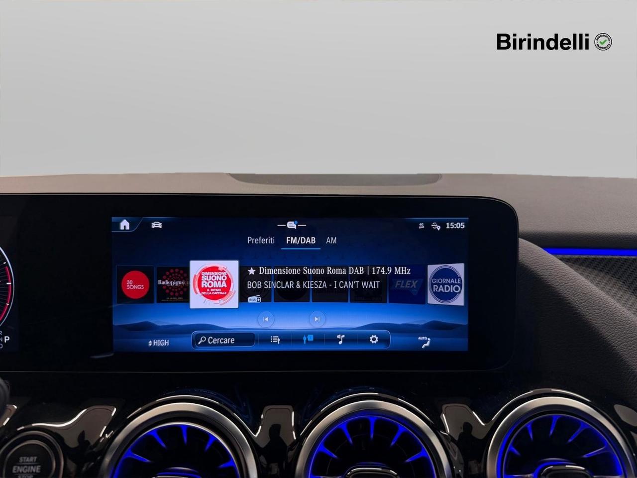 Mercedes-Benz GLA (H247) - GLA 200 d Automatic AMG Line Premium