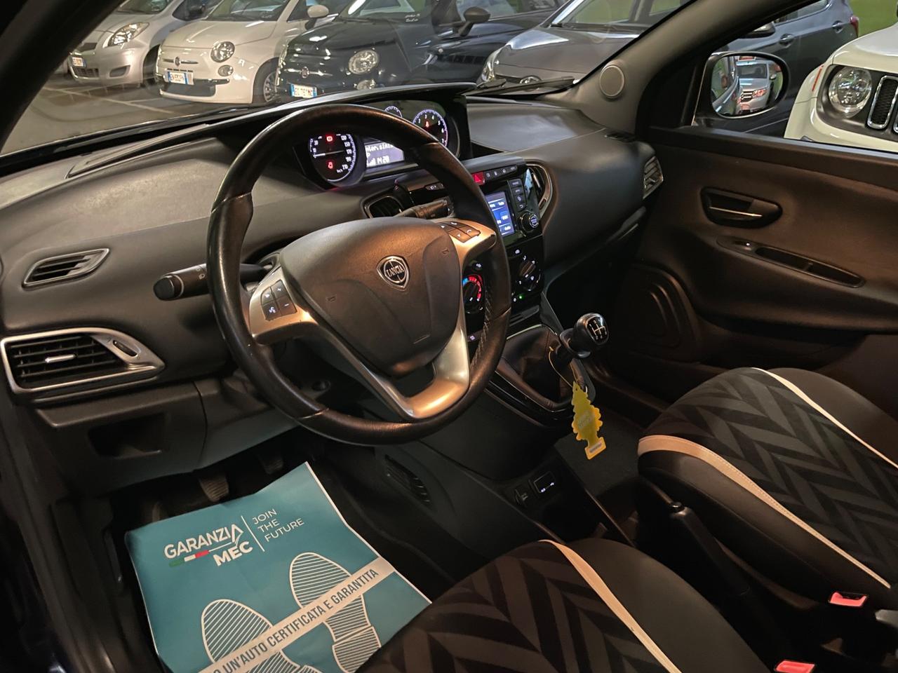 Lancia Ypsilon 1.2 Neopatentati Euro 6