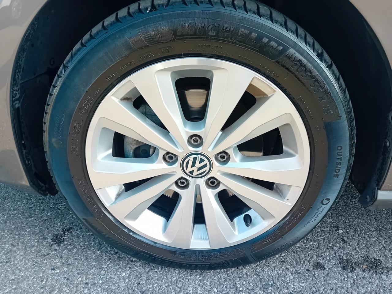 Volkswagen Golf 5p 1.6 tdi 110CV Comfortline 110cv E6